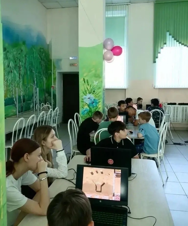 н