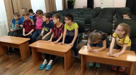 й