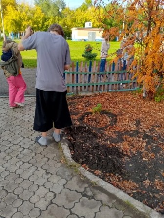 й